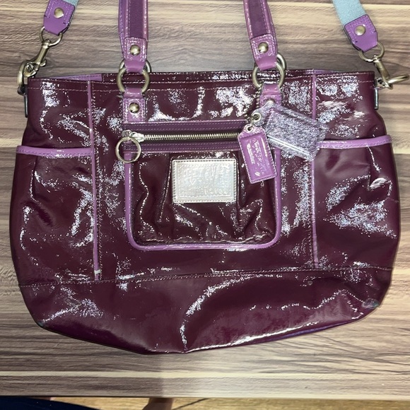 Coach poppy patent leather purple glam tote with crossbody strap - Picture 4 of 16